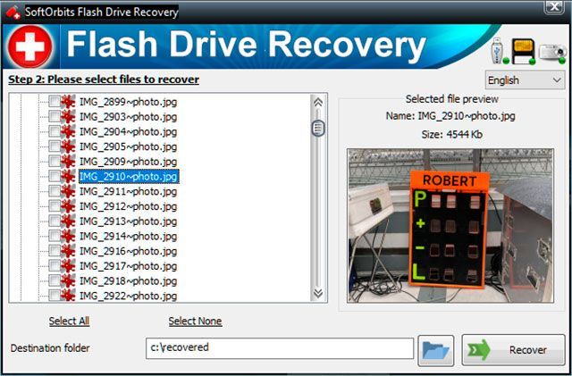 Pilih file yang ingin dipulihkan dari drive SanDisk...