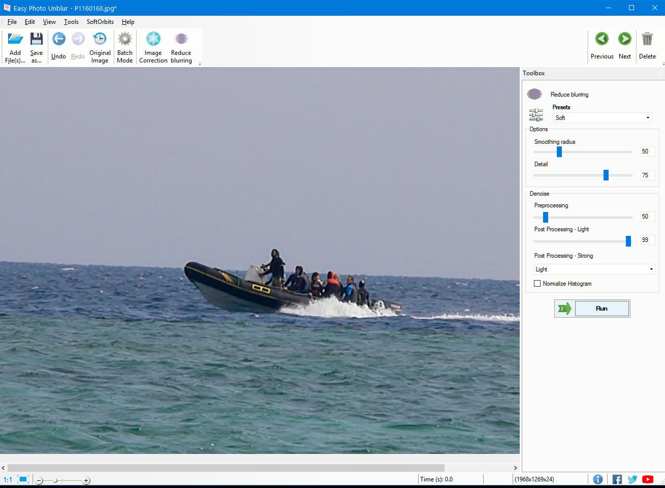 Hasil Software Easy Photo Unblur untuk Memperbaiki Foto yang Tidak Fokus..
